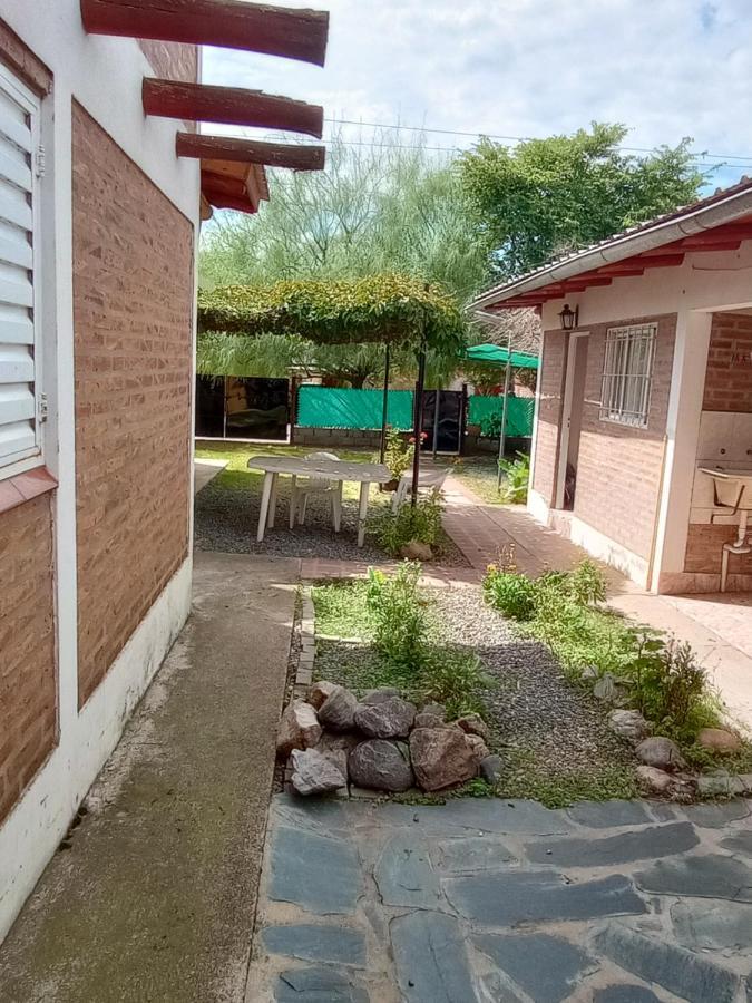 Cabanas De Descanso Centricas Cosquin Bagian luar foto