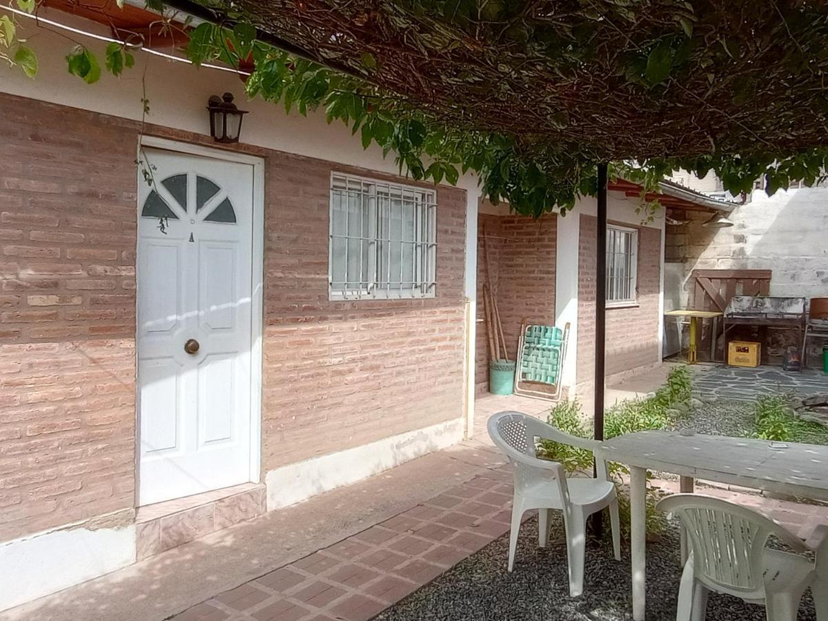 Cabanas De Descanso Centricas Cosquin Bagian luar foto