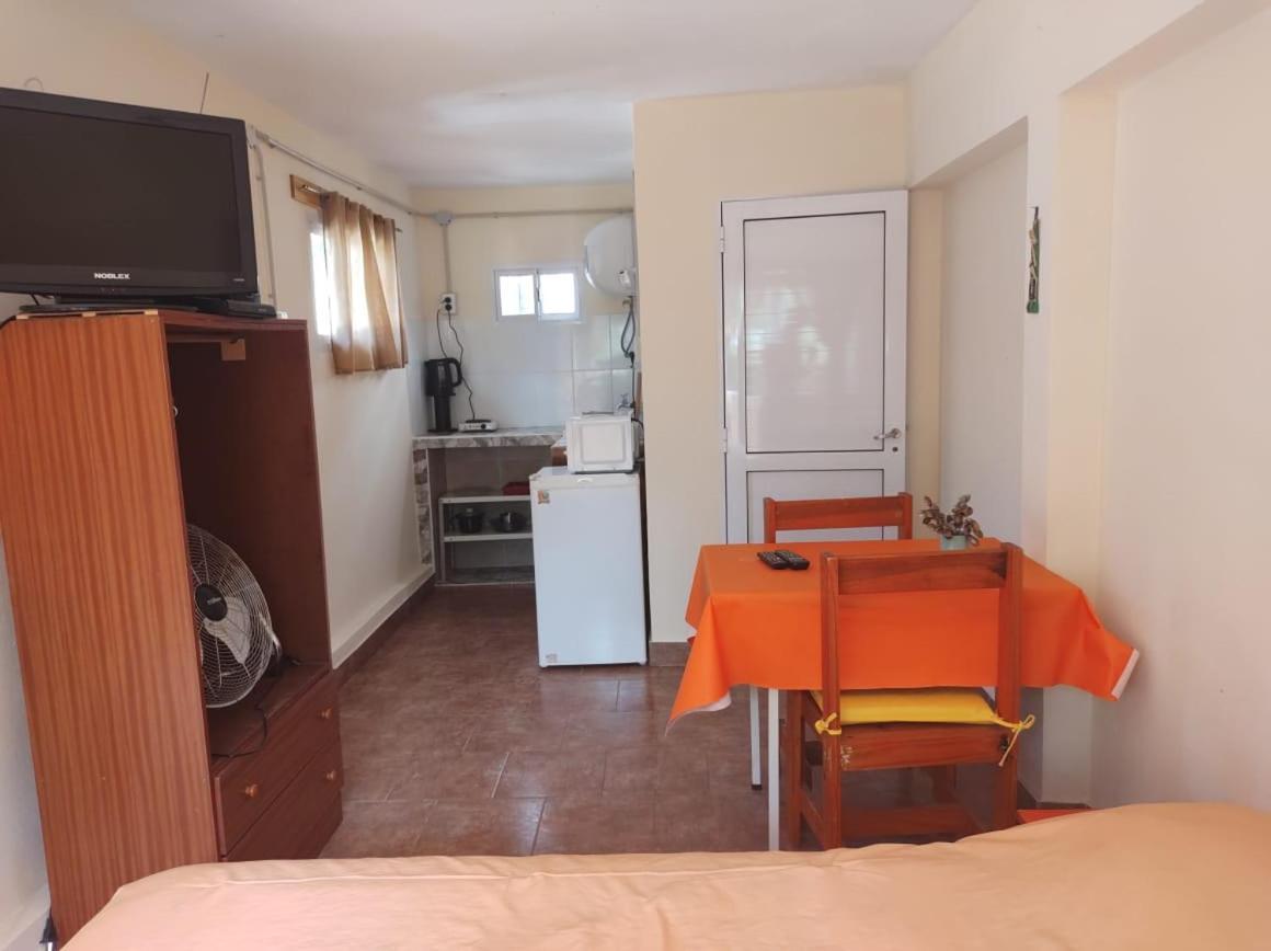 Cabanas De Descanso Centricas Cosquin Bagian luar foto