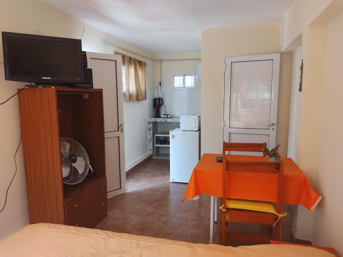 Cabanas De Descanso Centricas Cosquin Bagian luar foto
